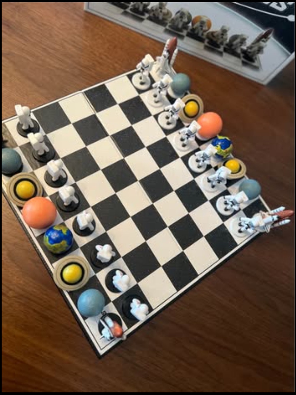 Space Chess - Picture 2 of 7